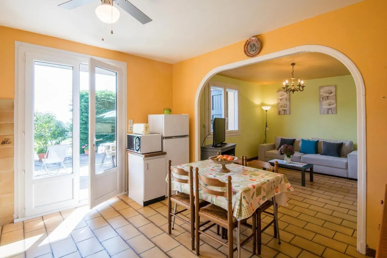 Le Soleil Occitan - A 20Min Du Viaduc De Millau Apartment Castelnau-Pegayrols